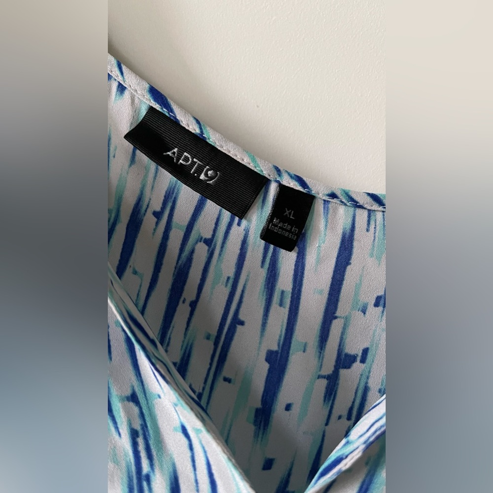 Apt. 9 Light Blue, Navy & Teal Patterned Short Sleeve Blouse - Picture 3 of 3